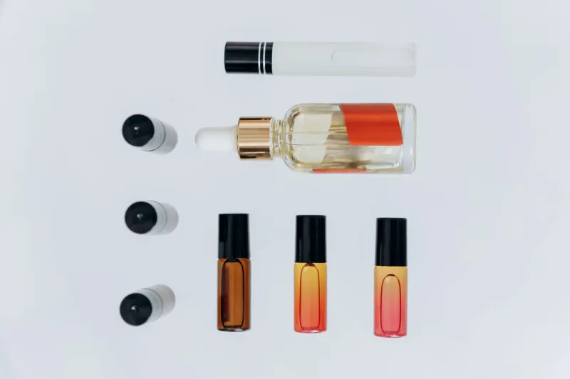 Hot Months, Cold Months, Completely Different Bottles: The Biology Behind Your Oil's Seasonal Personality